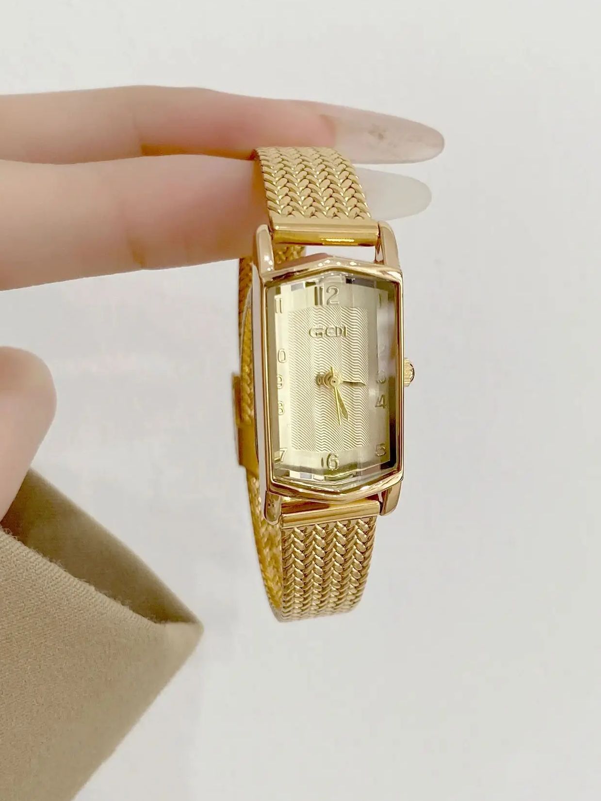 Kolekcja damskich zegarków w s – Vintage Watch Collecting recenzja i cena